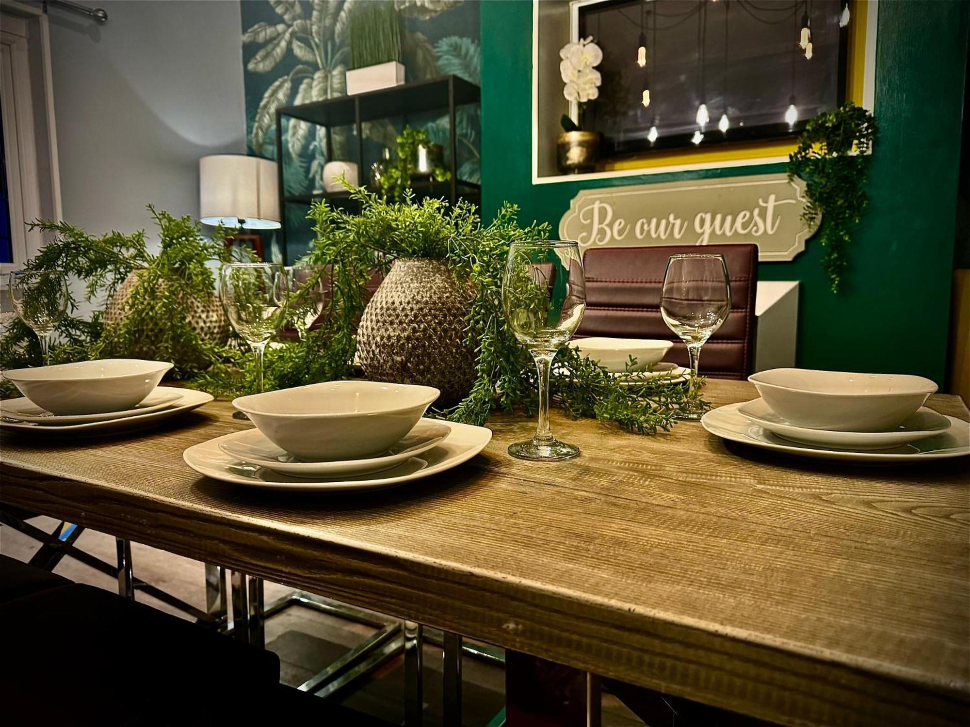 Вілла Sleeps10-Parking-Garden-Hottub-Petfriendly Блекпул Екстер'єр фото
