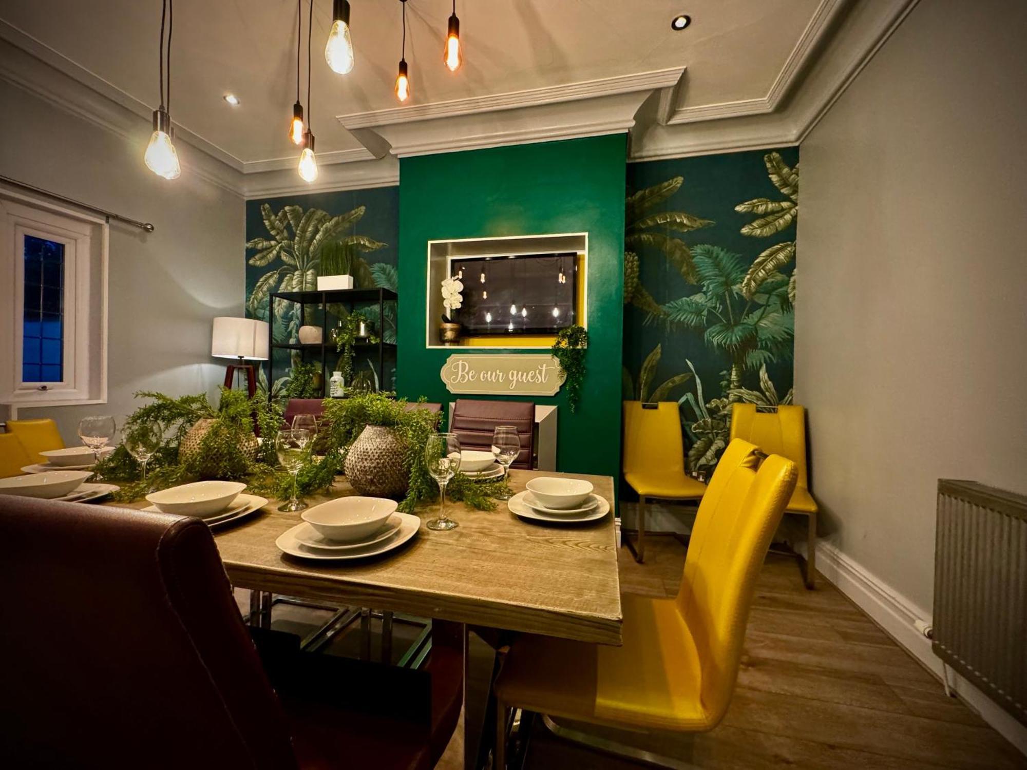Вілла Sleeps10-Parking-Garden-Hottub-Petfriendly Блекпул Екстер'єр фото